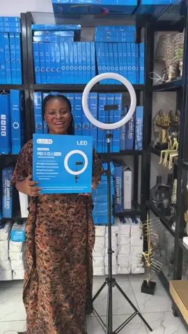 12 INCHES RINGLIGHT N11,000 . ✨  -3 INBUILT FLITER  -TRIPOD -USB CORD  -BALL HEAD  - 1 PHONE HOLDER  - USES ELECTRICITY & POWER BANK . #fyp #bluelightantiblocking #onthisday #bluelightblockingglasess #fashion #lagoslifestyle #ibadanpeople #sunglasses #y2kglasses #shades  #ibadanvendors #luxurylife #viral #foryou  #glassesframe  #import  #fyp  #fypシ  #fypviralシ  #viral  #viralvideo  #naijatiktok