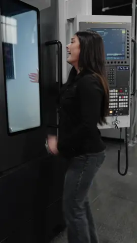 Employee Gets Her Arm Stuck in CNC Door #titansofcnc #titansofcncacademy #cnc #cncmachining #cncmachinist  #machining #manufacturing #machinery #3dprinting #engineering #automation #aerospace #cncmill #cnclathe #cncprogramming #cncprogrammer #aerospace #machineshop #cncmachinetool #edm #additive #grinding #grindingmachine #swiss #swissmachine #swissmachining #swisslathe #autodoor 
