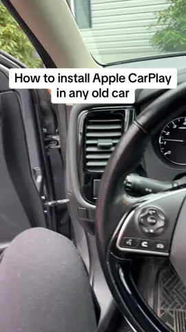 How to get CarPlay in any old car in leas than 30 seconds! 💁‍♀️🚘✨