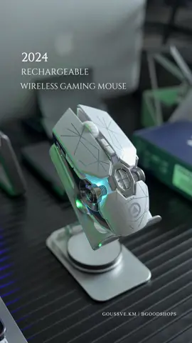 Love!Rechargeable wireless gaming mouse.#mouse #gamingmouse #wirelessmouse #desktop #unboxing #fyp #foryou 