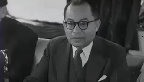 KMB dilaksanakan di Den Haag, Belanda pada 23 Agustus hingga 2 November 1949. Pelaksanaannya dilakukan di Gedung Ridderzaal (Bangsa Kesatria), Den Haag, Belanda yang ditandai oleh sambutan dari lima delegasinya, yaitu: Pidato sambutan Perdana Menteri Belanda Dr. W. Dress.#KMB#konferensimejabundar #sejarah #sejarahindonesia 