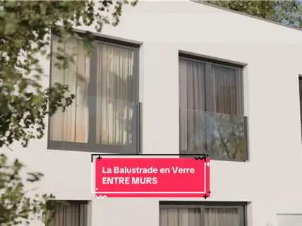 La Balustrade en Verre modèle ENTRE MURS 🤩 #gardecorps #gardecorpsverre #profile #aluminium #surmesure #menuiserie #btp #france #verre #balustrade #chantier