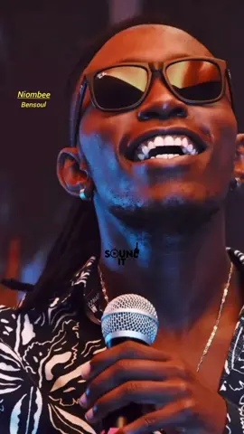 Song: Niombee - Bensoul #niombee #bensoul #suddah  #album #goat #viral #trending #fyp #foryourpage #fortheculture #sounditke #lyricvideo #lyrics #kenyanmusic #tanzania #kenya #kenyantiktok #tanzaniatiktok 