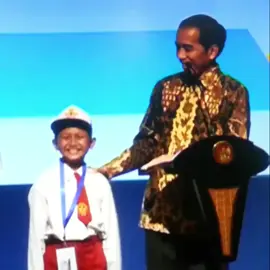 Sebut Ikan Tongkol Dapat Sepeda Dari Jokowi  #capres #pilpres2024 #jokowi #pemilu2024