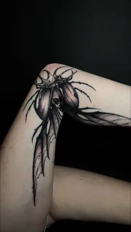 Morphing Beetle Tattoo 💀 📍Berlin . -Bookings via DM📩 - - #darktattoo #blackworktattoo #tattooviral #tattooforyou #darkart #creepytattoo #berlintattoo #gothtattoo #tätowieren #terrortattoo #tattoo #tattooideas #tattoovideo #tattooanimal #spidertattoo #besttattooers #tattoo3d #beetletattoo #bugtattoo #insect #insecttattoo 