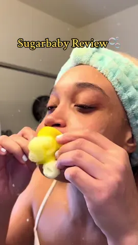 Cheers to healthy and flawless skin🥂 Thank youuu @SugarBabyCare 💕 for making me SHINE LIKE A KRISPY KREME DONUT lol 😂 if you’re looking for new ways to get glowy skin try these out for yourself by visiting their website and use code ‘KYMBALIRIVERA10’ for 10% off whatver you want and need. Take before and after photos for me pooks!! Love u☁️💕 • • • #sugarbabycare #turmericpads #ad 