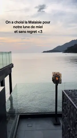 On réalise notre premier voyage en tant que mariés alhamdullilah!  Notre lune de miel à Langkawi ❤️ Je vous raconte tout 🥰 #malaisie #malaysia #kualalumpurmalaysia #langkawi #ritzlangkawi #beachwaves #sunsetisland #island #muslimcouple #muslimtok 