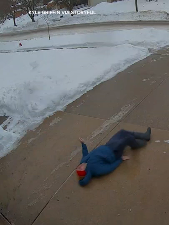 A little girl offered her father some advice after he slipped in the driveway of his home in Madison, Wisconsin. #news #fyp