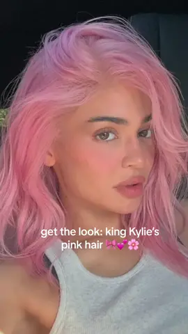 get the look with GDY: @Kylie Jenner’s pink hair 🎀⭐️💕 #dyehappy #hairdye #pinkhair 