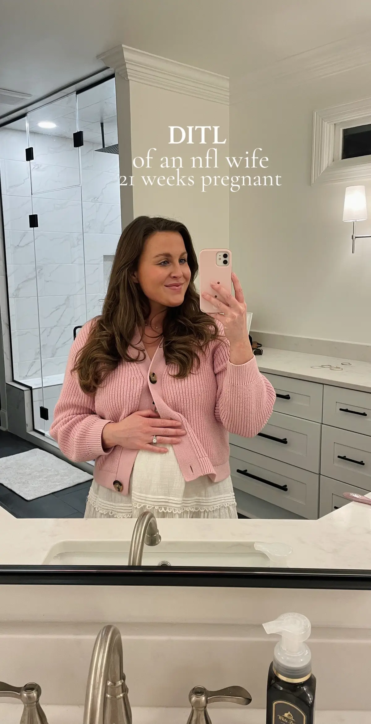 Its been a week of unpacking and cleaning the house from the end of the football season!! Happy to be back and be in the off season!! ❤️#dayinmylife #nflwife #nfloffseason #footballwife #organized #cleaningtiktok #pregnant #whatieatpregnant #21weekspregnant 