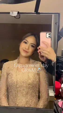 Get ready with me for my special day 🤍🤪 #grwm #kebaya #makeup #fyp 