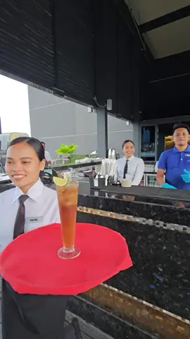 Enjoy Filipino Hospitality at the bai Hotel in Cebu Philippines #findingparadise #philippines #yourhostinthesouth #baihotelcebu #cebu 