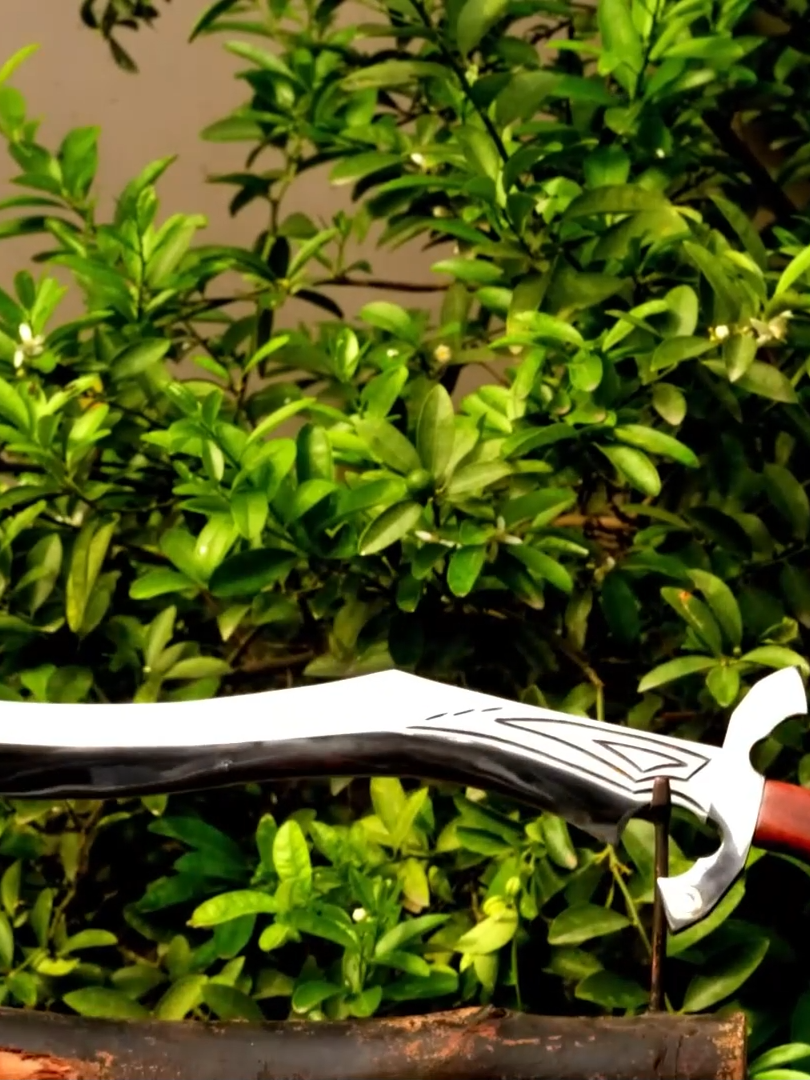 Forging a Historical Sword out of Rusted Spring #forging #blacksmith #sword #DIY #diyproject #making #handmade #crafts #craftsman #craftsmanship #viral #fyp #fypシ #foryou #foryoupage #foryourpage #trending