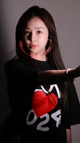 Cô gái này đang đột nhập vào nhà bạn🦹🏻‍♀️ #fypシ #viral #bienhinh 