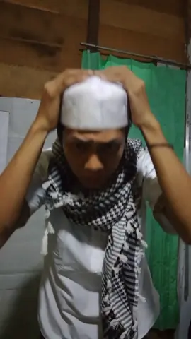 Agak Laen Emang 🤣🤣#alamateanaksholehviral #majelissholawat #dreadout #dreadout1 #dreadout2 #gamedreadout #cosplaypocongdreadout #pocongdreadout #cosplaypocong #cosplayhorror #horrorcosplay #cosplayerjambi #cosplayindonesia  #indonesiacosplay #cosplayerjugamanusia #cosplayer #fyp #harusfyp#fypnggaknih #fypdong #fypシ #fypシ゚viral #fypdonggggggg