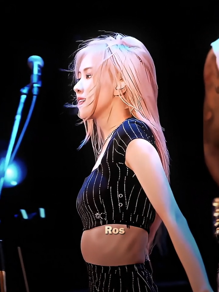 Trùi uiiii, thiên thần kìa #rosé #roses_are_rosie #parkchaeyoung