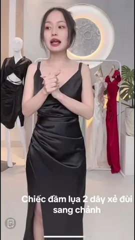 Chiếc đầm lụa 2 dây xẻ đùi sang chảnh #thoitrangnu #xuhuongtiktok2023 #quynhanhstore #sangchanh #damthietke #damdutiec 