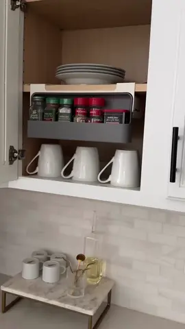 Organizador de Temperos Suspenso com 6 porta temperos.
