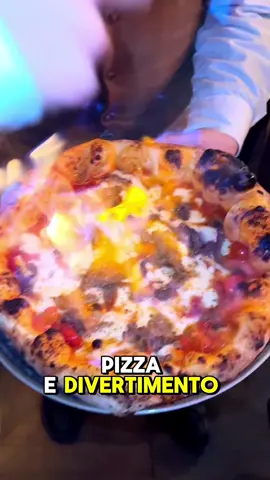 Pizza e divertimento al vomero??🍕🕺💃 #nelluniversodi #socialpizza #social #pizza #margherita #pizzaiolo #napoli #vomero #campania #foodnapoli #napolifood #pizzaverse #foodblog #ad #adv 