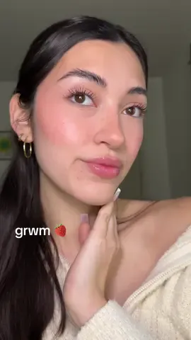 mostly drugstore products 😙  #grwm #minimalmakeup #affordablemakeup #naturalmakeup #MakeupRoutine 