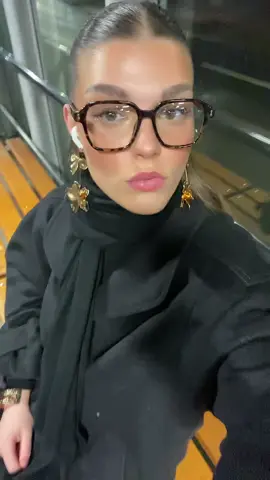 auf in die oper