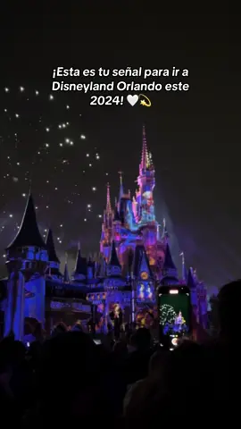 🤩 ¡Conoce Disneyland este 2024! Nosotros te ayudamos a planear tu viaje ✨ #ViaggioDeLuxe #disney #disneyland #orlando #travel #viaje #agenciadeviajes #fyp #foryou #parati 