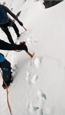 bro used all of his 50.. - Via @naro_yama - 300m - - - - - - *Disclaimer: we do not claim any ownership of the videos displayed on our profile, we respect the athletes who our content is derived from and give credit where applicable. #montagne #alpes #snowreels #alpinisme #avalanche #fiftyfifty #isthissafe #ski #snow #gopro #goprocreatorsummit #goprohero #extreme #wow #awesome #dangerous #mountaineering #icerescue #mountainrescue #insane 