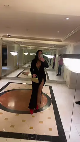 #vergateestasdandolabuenavida #buenavida♥️🤠 #buenavidaa #outfitideas #dresses #birthdaygirl #euffeltower #view #vistasinolvidables💫 #hoteles #paratiii #fyp #fypシ 