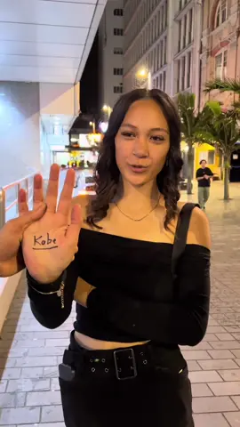 She Couldn’t Believe It! 😱 #mindreader #magic #viral #impossible #girls #foryou 