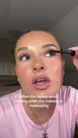 Worst feeling ever #fyp #foryou #foryoupage #mascara #lashes #longlashes #makeup #beauty #girls 
