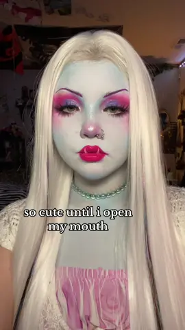 blue face paint is my enemy (teeth yellow) and my teeth routine is so good too so like come on #fyp #foryou #foryoupage #makeup #creativemakeup #monsterhigh #cosplay 