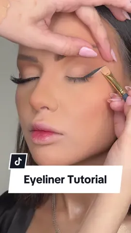 EYELINER #makeup #makeuptutorial #foundation #makeuphacks #Eyeliner #tutorial #makeuptransformation @ONE SIZE BEAUTY 
