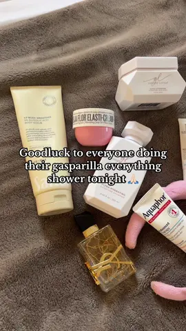 These are so funny i had to make one lmfao #gasparilla #gaspy #tampa #everythingshower #relatable 