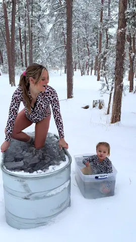 No. rolling in the snow is not the same as taking an ice bath 😅 #icequeen #icebath #snow #winter #coldplunge #pregnant #pregnancy #snowangel #matching #frozen #cold #motherdaughter #momlife 