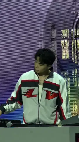 Cùng WOKEUP rehearsal và đón chờ bữa tiệc âm nhạc tối nay tại WeChoice Awards 2023 nha 😎 #WOKEUP #SHUBE #SHUBELABEL #WCAs2023 #WeChoiceAwards2023 #TikTokGiaiTri #NhacHayMoiNgay