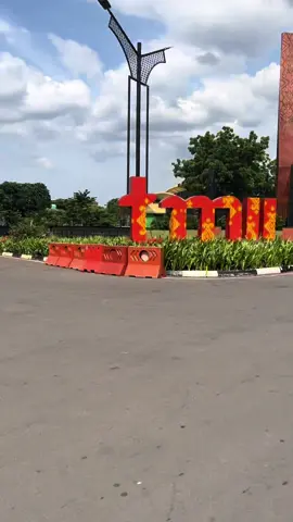 TMII wajah baru. Katanya skrng sudah bagus, tpi belum pernah masuk.  #tmii #tmiijakarta #cctvjakartatimur #pondokgede #tamanminiindonesiaindah #dufan #kulinerjakarta #jakarta #ancol #tmiijakartaindonesia #tamanmini #bekasi #bogor #monas #jakartatimur #jktinfo #kulinerbekasi #durianbawor #kulinertanggerang #durianbaworjakarta #durianjakarta #durianbogor #duriantangerang #akudandurian #jktfood #jktfoodbang #kulinerbogor #kulinerdepok #jakartaselatan #duniafantasi #kidzania #paketwisatabali #anisbaswedan 