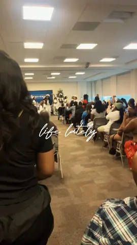 I DID MY BIG ONE YESTERDAY!! I GRADUATED NURSING SCHOOL YESTERDAY!!! ITS NEVER TOO LATE TO GO BACK TO SCHOOL AND IN LIVING PROOF!! #BLACKNURSES #NURSINGINMY40s #LPN #RNINTHEMAKING#CapCut 
