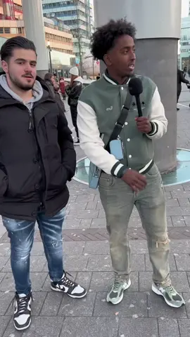 Wat is het juiste antwoord? 😭👇🏾#voorjou #straatinterviews #raadsel #viraal #trendingvideo #utrecht #trendingvideo #fypシ゚viral #jamalotv