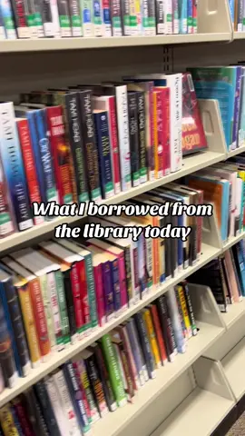 #BookTok #gradyhendrix #library #libraryhaul #bookhaul #saturday #librarytiktok #librarytok #bookish #rainyday 