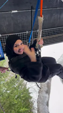 We’ve never seen the water this frozen🥶 #highlandflingbungee #Scotland #highlandswing #adrenaline 