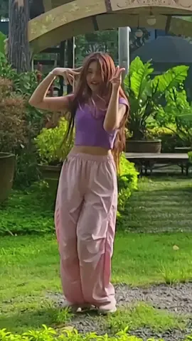 #GEHLEE fancam ! #gehleefancam#gehlee#universeticket#kpop#fancams#somineral#dontletthisflop#blowthisup#xyzbca 