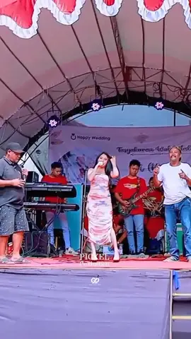 kurindu gayamu ketika diranjang pakai gaya bergoyang goyang🤣 @DINDA CANTIKA #gandenaudioofficial #picxelproduction #venstarmusic #fyp 