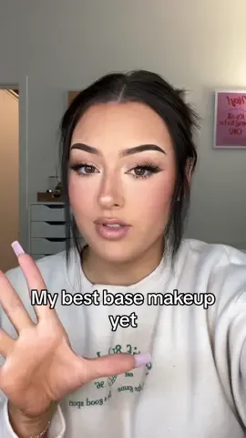 This might be my favorite base makeup I’ve ever done #greenscreen 