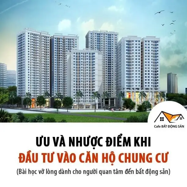 ƯU VÀ NHƯỢC ĐIỂM KHI ĐẦU TƯ VÀO CĂN HỘ CHUNG CƯ (Bài học vỡ lòng dành cho người quan tâm đến bất động sản) 👉 ƯU ĐIỂM Căn hộ chung cư có xu hướng rẻ hơn so với nhà mặt đất. Bên cạnh đó, chủ sở hữu thường ít phải thực hiện công tác nâng cấp và bảo trì, vì phần bên ngoài căn hộ do ban quản lý chung cư giám sát và vận hành. Mức phí mà ban quản lý thu sẽ khác nhau giữa các dự án căn hộ, do đó chủ sở hữu cần xem xét mức phí này trước khi quyết định đầu tư. Các tiện ích dùng chung như bể bơi, phòng tập thể dục, khu giải trí, công viên… mang lại những tiện ích hấp dẫn cho cư dân mà không phải di chuyển ra bên ngoài dự án. Đây không chỉ là những điều mà khách thuê tìm kiếm mà còn làm tăng định giá của chính căn hộ đó. 👉 NHƯỢC ĐIỂM Như bất kỳ khoản đầu tư nào, căn hộ chung cư cũng có những điểm bất lợi nhất định. Đầu tiên, phí dịch vụ chung cư có thể thay đổi rất nhiều và phụ thuộc và quyết định của ban quản lý. Nếu ban quản lý muốn làm mới diện mạo của tòa nhà hay bổ sung thêm tiện ích, chủ sở hữu có thể phải trả tiền cho những nâng cấp này dù không muốn. Nếu muốn cho thuê căn hộ, chủ sở hữu thậm chí còn phải tuân theo những điều khoản nhất định của khu dân cư. Một số khu căn hộ không cho phép cho thuê ngắn hạn hoặc dài hạn. Bên cạnh đó, các quy định và thay đổi về phí dịch vụ cũng sẽ là thách thức khi cho thuê căn hộ, đặc biệt là nếu khách thuê tự trả các chi phí này thay vì gộp chung vào tiền thuê hàng tháng. 👉 So sánh căn hộ chung cư và căn hộ mặt đất Ở khía cạnh đầu tư, nhà mặt đất được đánh giá cao hơn so với căn hộ chung cư. Lý do là bởi nhà mặt đất có tốc độ tăng giá bán tốt hơn so với căn hộ chung cư và thời gian khấu hao dài hơn. Nhà mặt đất cũng có thể dễ dàng nâng cấp, thiết kế và sữa chữa theo mong muốn của chủ sở hữu vào bất kỳ thời điểm nào. Tại Mỹ, giá nhà mặt đất tăng 13,5% kể từ tháng 10/2020 đến cuối năm 2021. Trong khi đó, căn hộ chung cư chỉ tăng 8,7%. Xu hướng này cũng đúng đối với những năm trước đó, bao gồm cả năm 2020, khi giá bán căn hộ tăng 6,3% còn nhà mặt đất tăng 8,5%. 👉 Xem xét khả năng đầu tư Như bất kỳ khoản đầu tư nào khác, hãy lập ngân sách chi tiết trước khi tìm mua căn hộ hay nhà mặt đất, sau đó cân nhắc chi phí thanh toản hàng tháng trên khả năng chi trả của bạn và tiềm năng sinh lời của tài sản. Nếu muốn vay thế chấp để đầu tư, hãy tham khảo ý kiến một chuyên gia tài chính tại ngân hàng hoặc tổ chức tín dụng để hiểu rõ các điều kiện vay, các khoản phí và chi phí bổ sung mà bạn cần phải trả trong suốt thời hạn vay. 👉 Có nên đầu tư vào căn hộ chung cư không? Với lãi suất vẫn đang ở mức thấp, việc mua một bất động sản đầu tư, đặc biệt là căn hộ chung cư, có thể tạo ra một khoản đầu tư lớn trong tương lai. Tuy nhiên, hãy cân nhắc lời khuyên từ các đại lý bất động sản, luật sư, cố vấn tài chính hoặc chuyên gia khác về nơi bạn đang muốn mua căn hộ. Điều này đặc biệt quan trọng trong một thị trường mà giá cả biến động quá nhanh hoặc bị thổi phồng quá mức như hiện nay. ♥️ KÊNH THÔNG TIN 👇🏻 Follow để có thêm nhiều bài viết và video mới 🏅Zalo :https://zalo.me/g/qcqyqh274 🏅Group facebook: CỘNG ĐỒNG BẤT ĐỘNG SẢN LONG AN 🏅Tik.tok: https://www.tiktok.com/@batdongsan_longan1?_t=8jOnIdaOC52&_r=1 #reviewbatdongsan