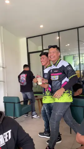 Biasanya liat di tiktok doang sekarang ketemu @AkangMV 06 @Ghina Kamilla  @Mblo Rizki secara langsung wkwk #sunmorilampung #sunmori #fyp #akangmv #motovlogindonesia #lampung 