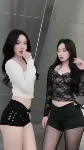 Nhìn 1 Lần Thôi