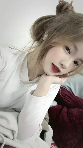 Nguyện 1 lần được yêu em,  gần em dù đau đớn ...                                                            #xh #fyp 