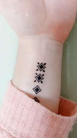 Got my first tattoo ever and I chose the 12 wedges 💖 Thank you Sky, you will be with me forever! #skychildrenofthelight #skychildrenofthelightedit #sky #skycotl #thatskygame #thatgamecompany #tattoo #tattooideas #tattoos 