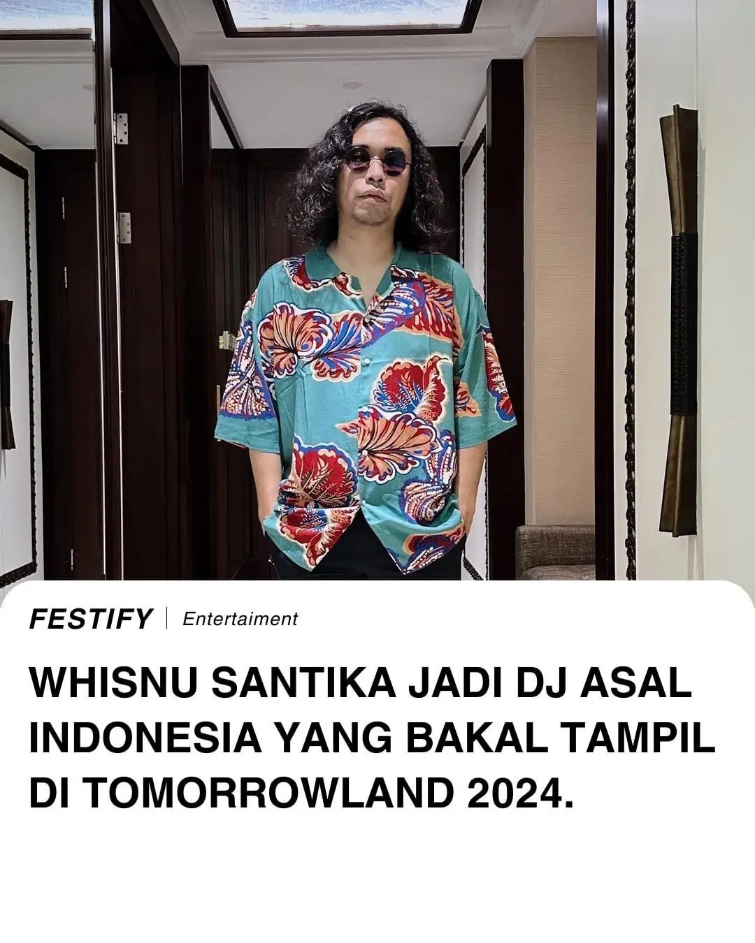 @Whisnu Santika akan hadir dalam Tomorrowland 2024 di Belgia pada 19 Juli 2024, menampilkan gaya musik dinamis dan unik yang dikenal sebagai 'Indonesian Bounce'. Gaya musiknya mencakup dancehall, moombahton, hiphop, bass, afrobeat, funk, dan trap, menjadikannya unik di dunia musik. #Festify #Tomorrowland #whisnusantika #djindonesia #foryoupage #fyp #foryou #fypシ 