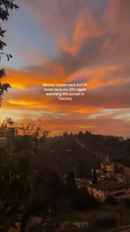 Memories like this will always be in my heart 🤍🇮🇹 #tuscany #italy #florence #firenze #toscana #tuscanysunset #sunset #corememories #italytiktok 